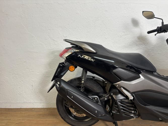 YAMAHA NMAX 125 2017 de segunda mano