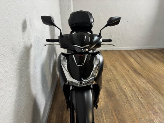 Comprar HONDA SH 125 2023 de segunda mano HONDA SH 125 2023 de segunda mano