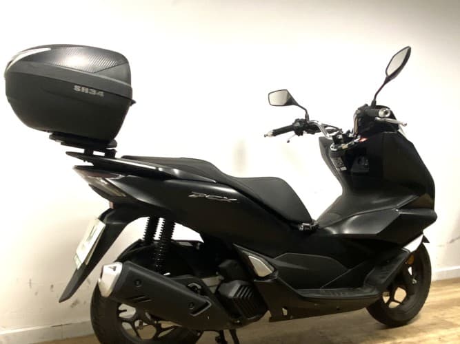 HONDA PCX 125 2023 de segunda mano