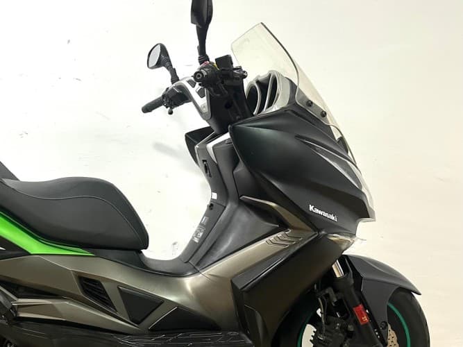 KAWASAKI J300 2015 de segunda mano