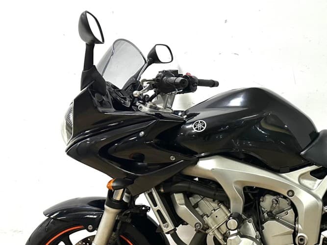 YAMAHA FZ6-S (A) 2006 de segunda mano