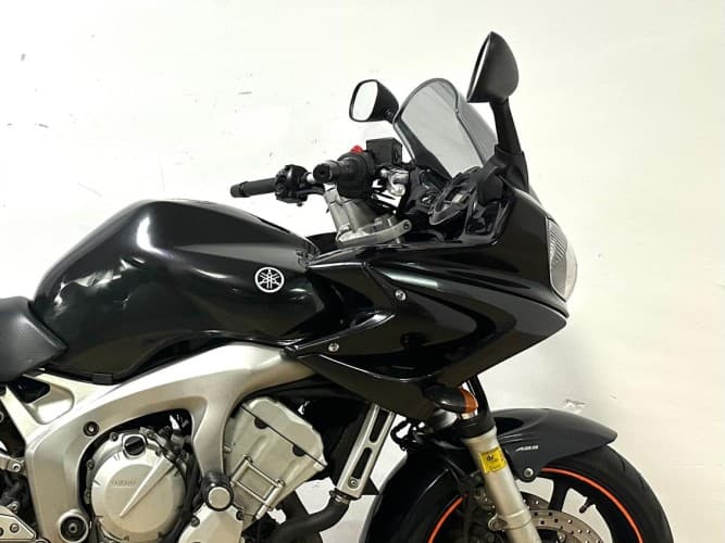 YAMAHA FZ6-S (A) 2006 de segunda mano
