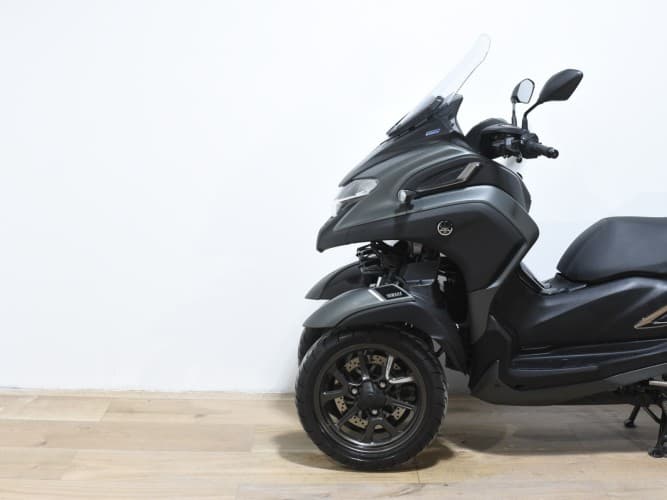 Comprar YAMAHA TRICITY 300 2021 de segunda mano YAMAHA TRICITY 300 2021 de segunda mano
