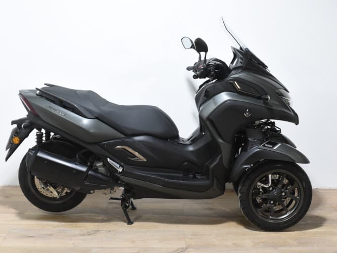 Comprar YAMAHA TRICITY 300 2021 de segunda mano YAMAHA TRICITY 300 2021 de segunda mano