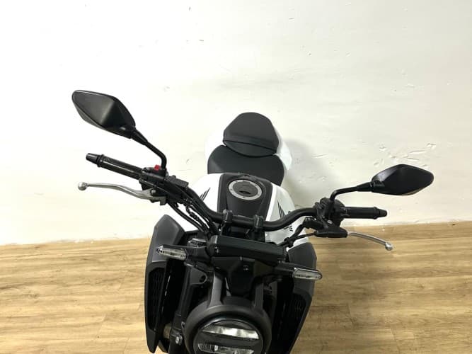 HONDA CB 125 R 2025 de segunda mano