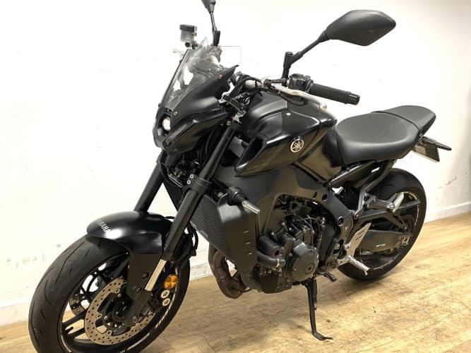 YAMAHA MT-09 (A) 2022 de segunda mano