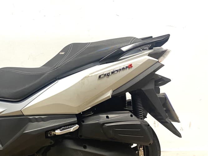 Comprar SYM CRUISYM 300 2022 de segunda mano SYM CRUISYM 300 2022 de segunda mano