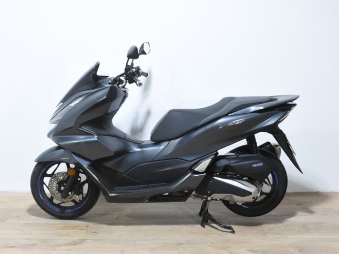 HONDA PCX 125 2022 de segunda mano