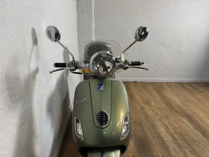 PIAGGIO VESPA 125 LXV 2013 de segunda mano