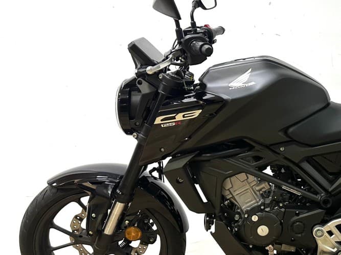 Comprar HONDA CB 125 R 2025 de segunda mano HONDA CB 125 R 2025 de segunda mano