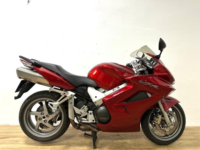 HONDA VFR 800 2006 de segunda mano