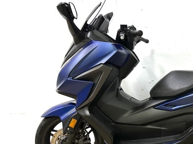 HONDA FORZA 125 2022 de segunda mano
