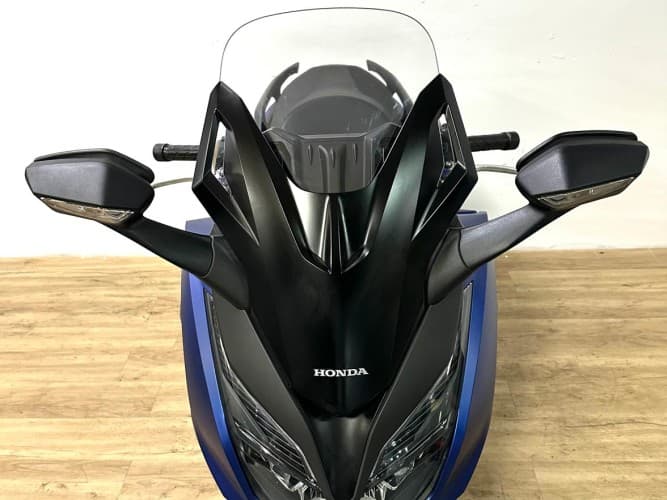 HONDA FORZA 125 2022 de segunda mano