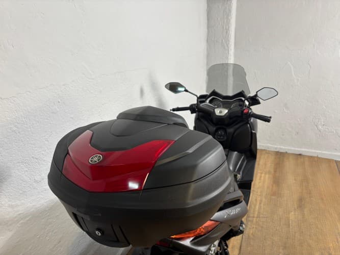 YAMAHA XMAX 125 2017 de segunda mano