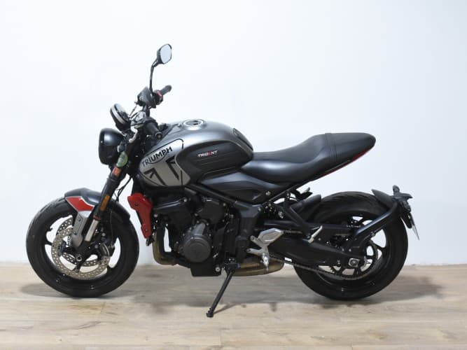 TRIUMPH TRIDENT 660 2021 de segunda mano