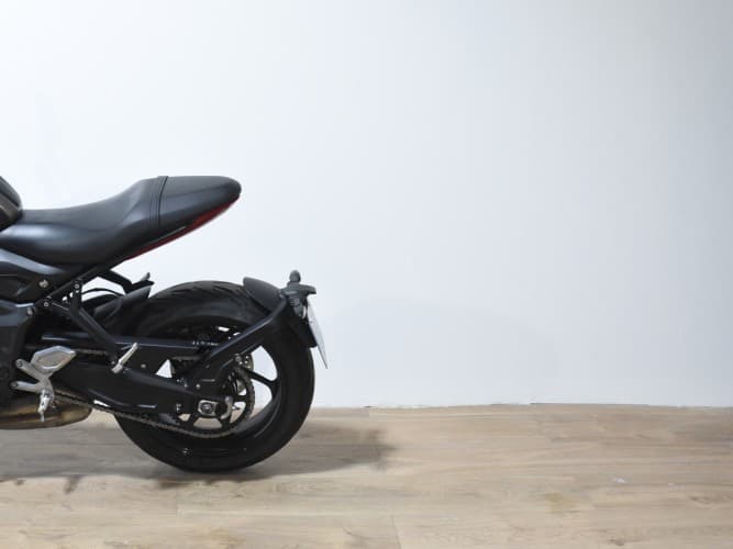 TRIUMPH TRIDENT 660 2021 de segunda mano