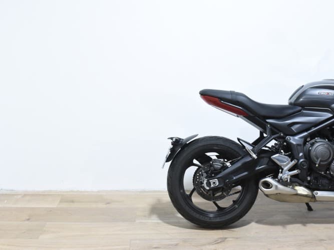 TRIUMPH TRIDENT 660 2021 de segunda mano