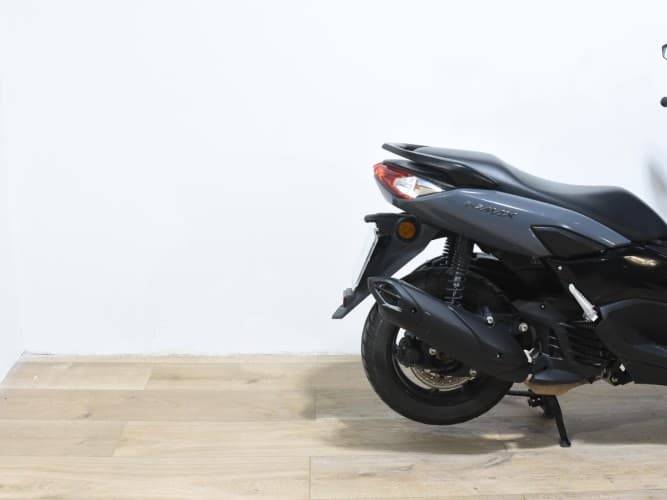YAMAHA NMAX 125 2024 de segunda mano