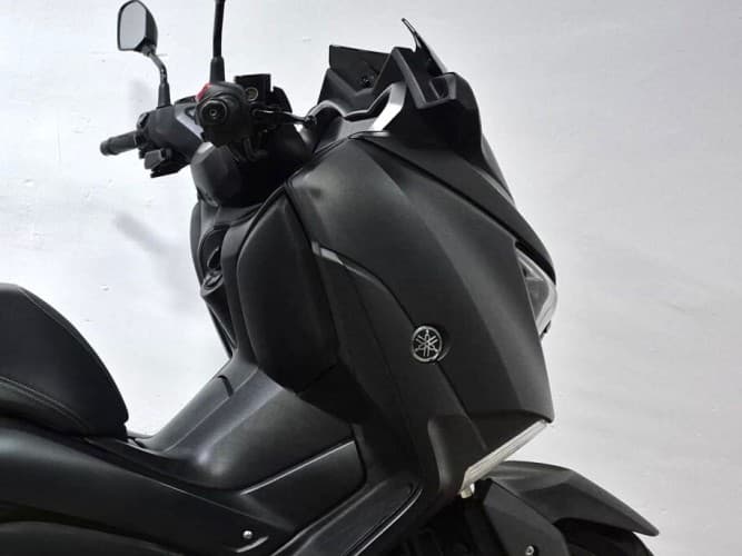YAMAHA XMAX 400 2018 de segunda mano