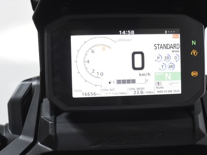 HONDA X-ADV 750 2022 de segunda mano