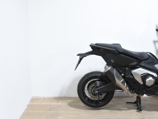 HONDA X-ADV 750 2022 de segunda mano