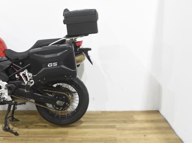 BMW F 850 GS (4 PAQUETES+ 3 MALETAS) 2023 de segunda mano