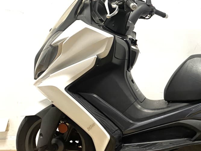 Comprar KYMCO SUPER DINK 350 2018 de segunda mano KYMCO SUPER DINK 350 2018 de segunda mano