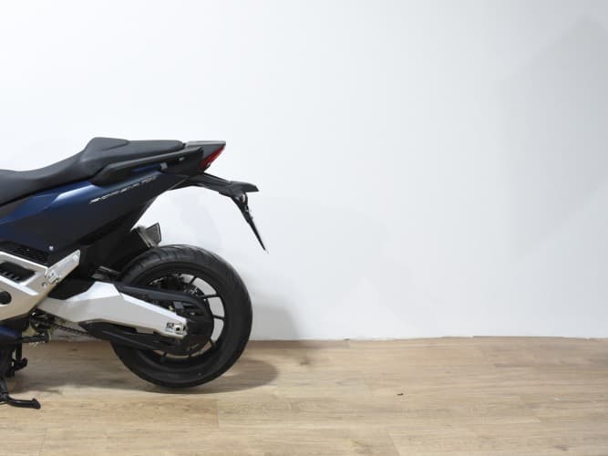 HONDA FORZA 750 2024 de segunda mano