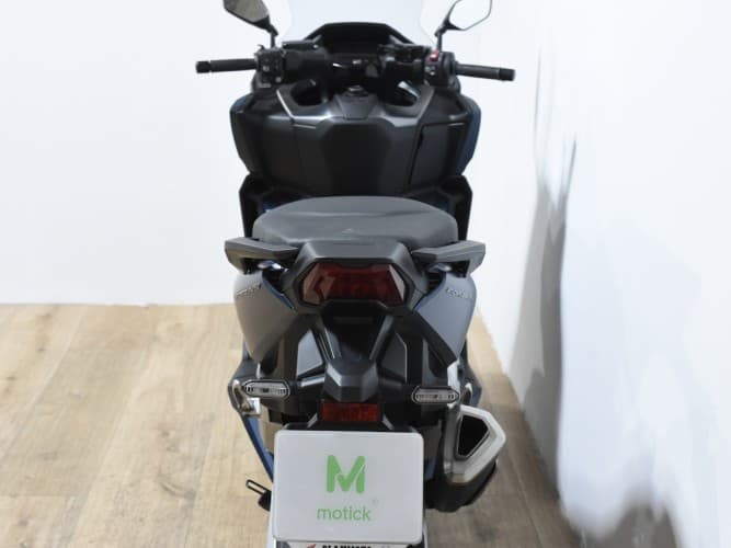 HONDA FORZA 750 2024 de segunda mano