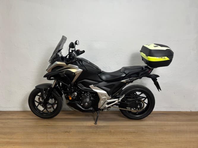 HONDA NC 750 X DCT 2021 de segunda mano