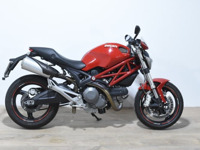 Comprar DUCATI MONSTER 696 2013 de segunda mano DUCATI MONSTER 696 2013 de segunda mano