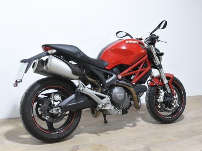 Comprar DUCATI MONSTER 696 2013 de segunda mano DUCATI MONSTER 696 2013 de segunda mano