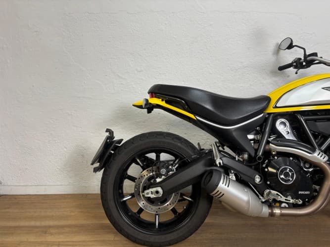 DUCATI SCRAMBLER ICON (A) 2022 de segunda mano