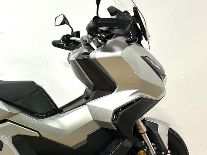 HONDA ADV 350 2023 de segunda mano