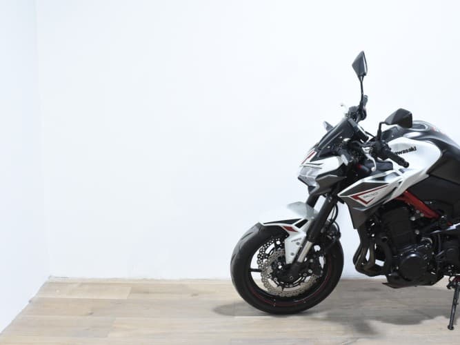 Comprar KAWASAKI Z 900 (A2) 2022 de segunda mano KAWASAKI Z 900 (A2) 2022 de segunda mano