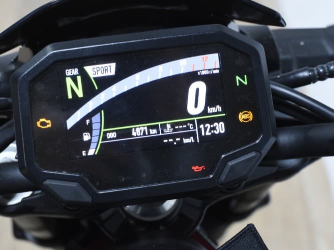 Comprar KAWASAKI Z 900 (A2) 2022 de segunda mano KAWASAKI Z 900 (A2) 2022 de segunda mano