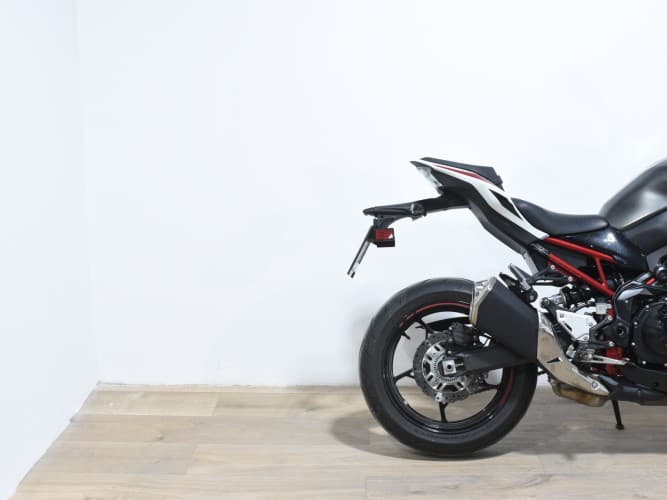 Comprar KAWASAKI Z 900 (A2) 2022 de segunda mano KAWASAKI Z 900 (A2) 2022 de segunda mano