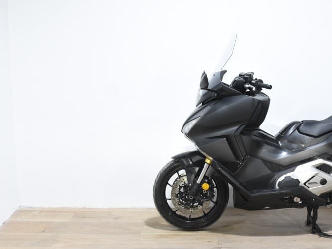 Comprar HONDA FORZA 750 2023 de segunda mano HONDA FORZA 750 2023 de segunda mano