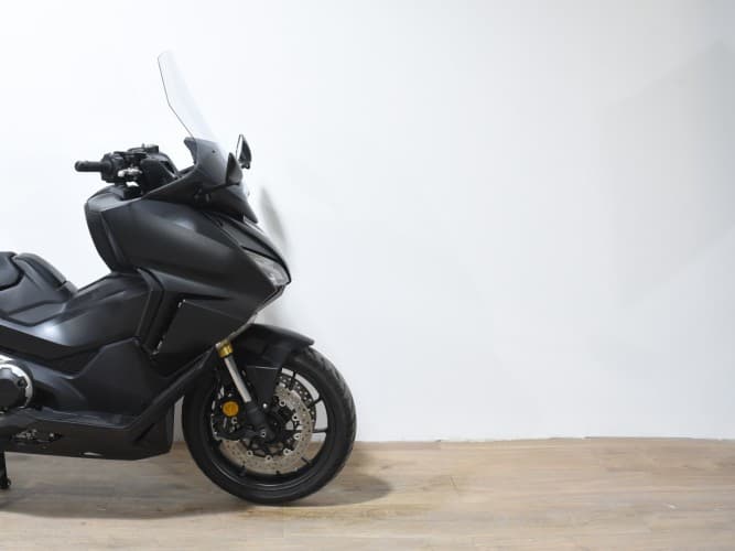 Comprar HONDA FORZA 750 2023 de segunda mano HONDA FORZA 750 2023 de segunda mano