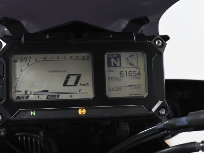 YAMAHA TRACER 900 (TOP CASE) (ESCAPE HOMOLOGADO) 2017 de segunda mano