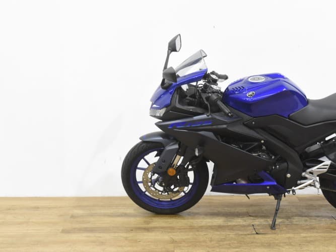 YAMAHA YZF R125 2022 de segunda mano