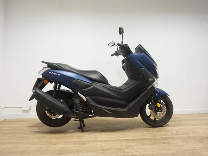 YAMAHA NMAX 125 2022 de segunda mano