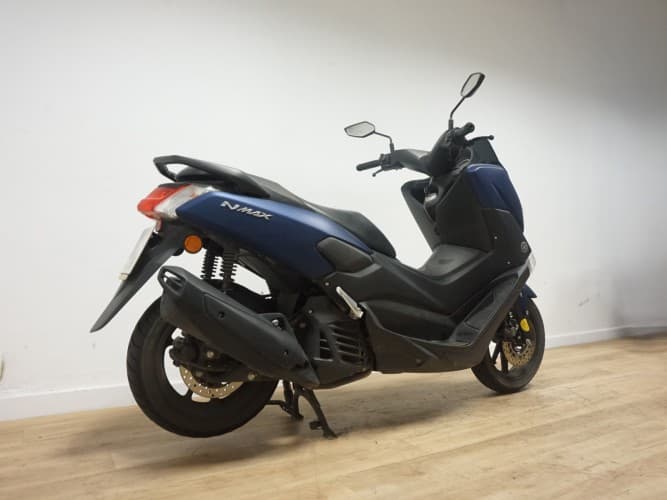 YAMAHA NMAX 125 2022 de segunda mano