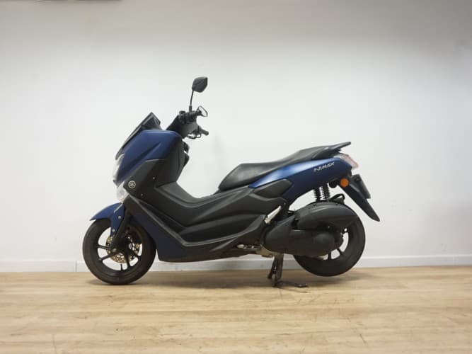 YAMAHA NMAX 125 2022 de segunda mano