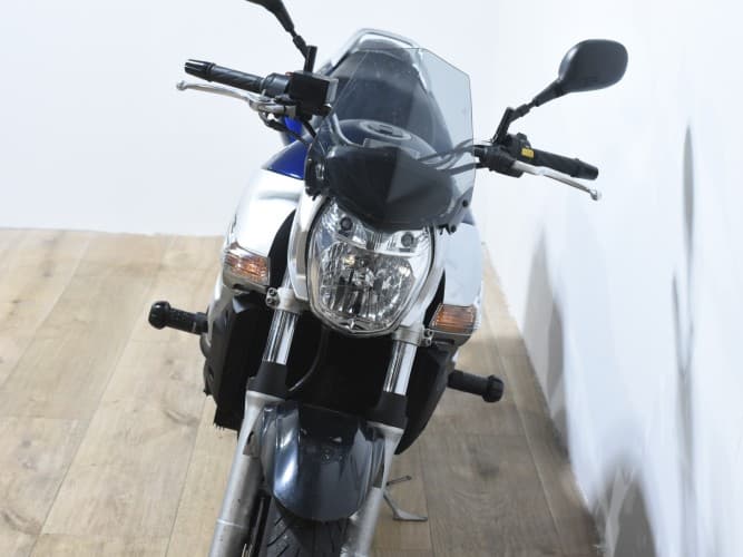 SUZUKI GSR 600 (A) 2007 de segunda mano