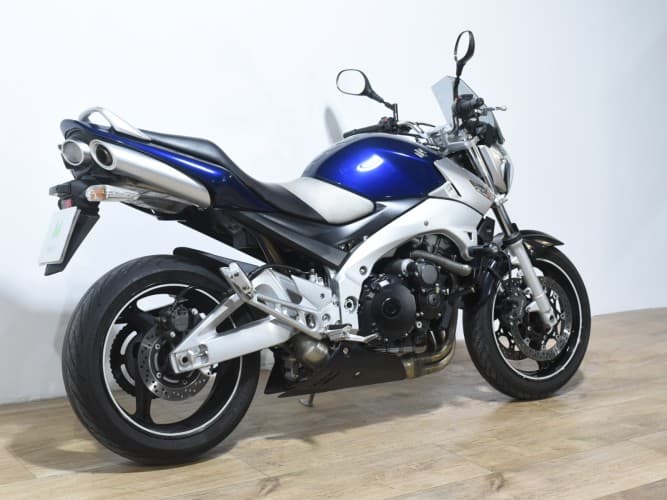 SUZUKI GSR 600 (A) 2007 de segunda mano