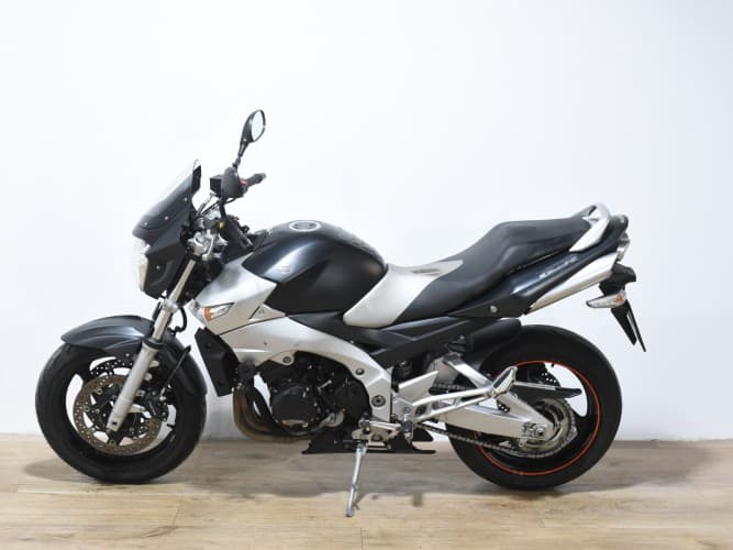 Comprar SUZUKI GSR 600 2008 de segunda mano SUZUKI GSR 600 2008 de segunda mano