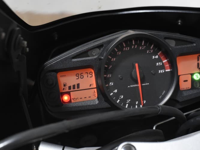 Comprar SUZUKI GSR 600 2008 de segunda mano SUZUKI GSR 600 2008 de segunda mano