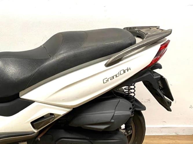 KYMCO GRAND DINK 125 2019 de segunda mano