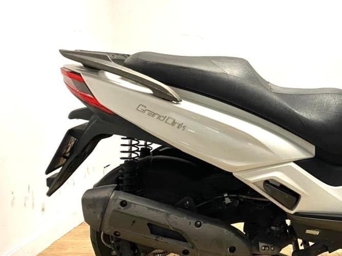 KYMCO GRAND DINK 125 2019 de segunda mano